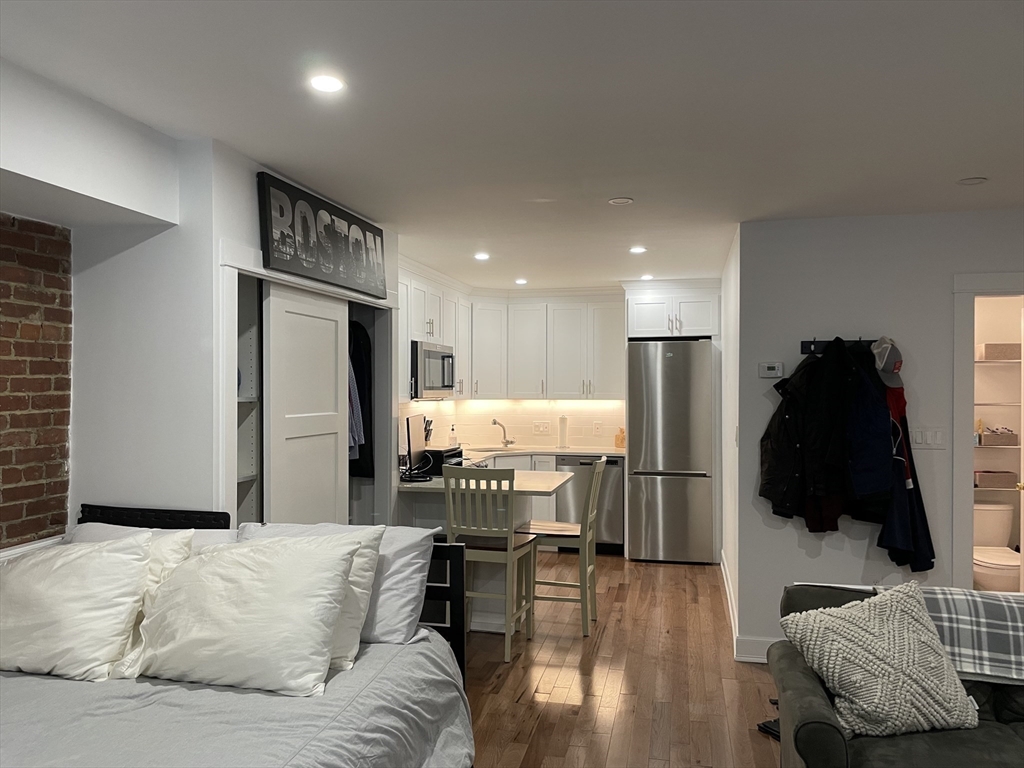 144 Commonwealth # 9