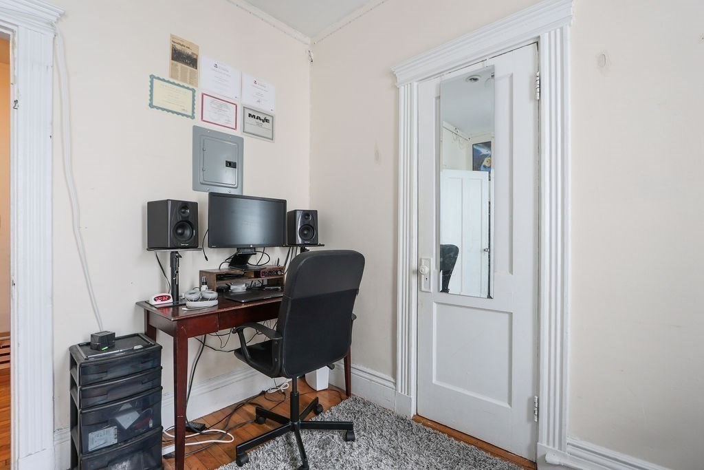 50 Charlesgate East # 189