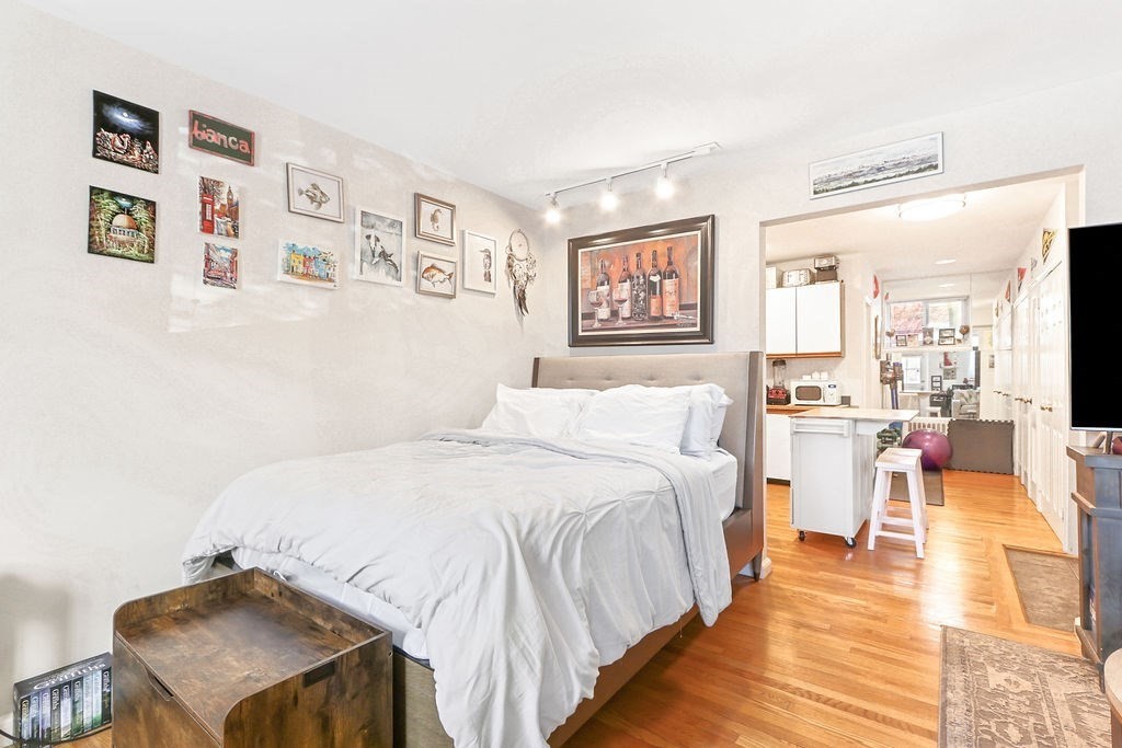 146 Beaconsfield Rd. # T2