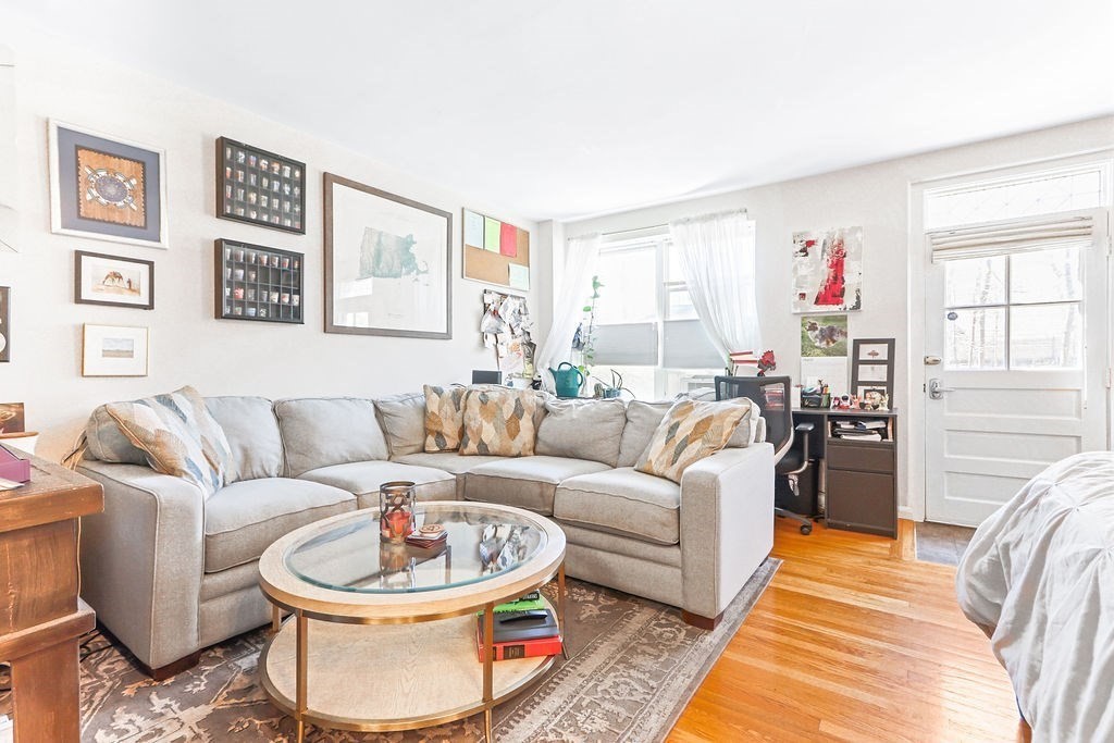 146 Beaconsfield Rd. # T2