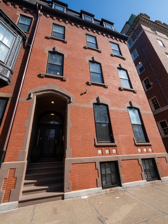 263 Clarendon Street # 4