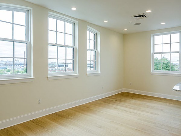 380 Bunker Hill St # 213