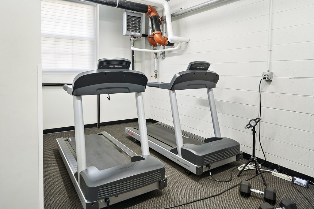 380 Bunker Hill St # 213