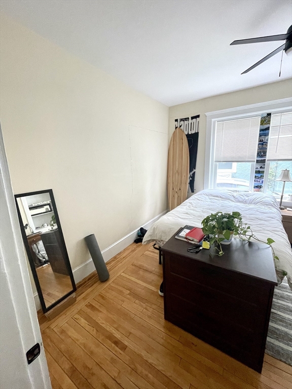 102 Trowbridge St # 1R