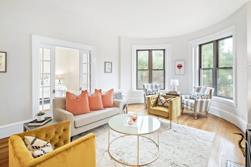 382 Commonwealth Ave. # 24