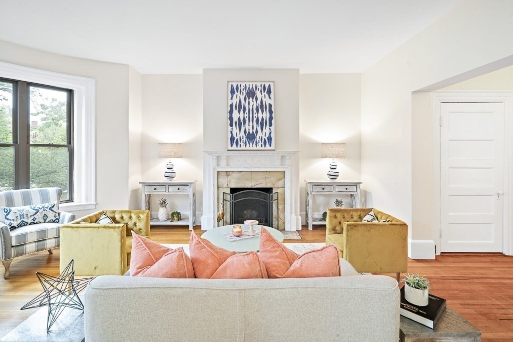 382 Commonwealth Ave. # 24