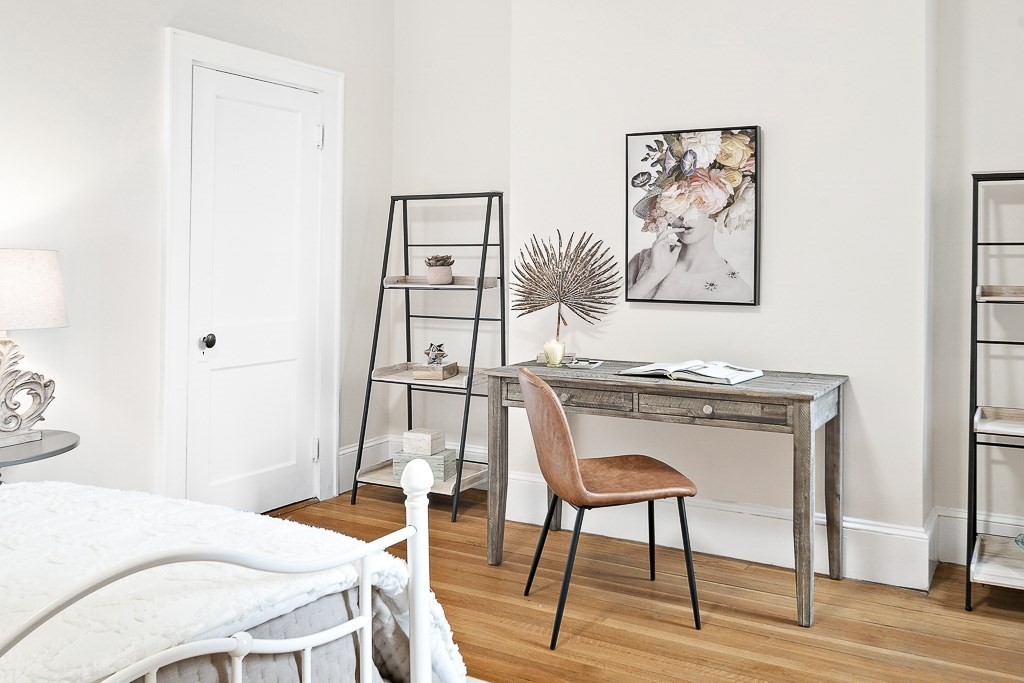 382 Commonwealth Ave. # 24