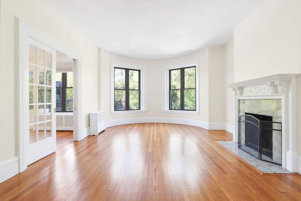 382 Commonwealth Ave. # 24