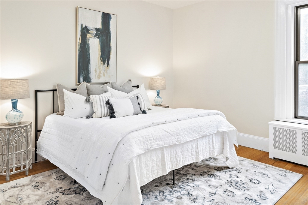 382 Commonwealth Ave. # 24