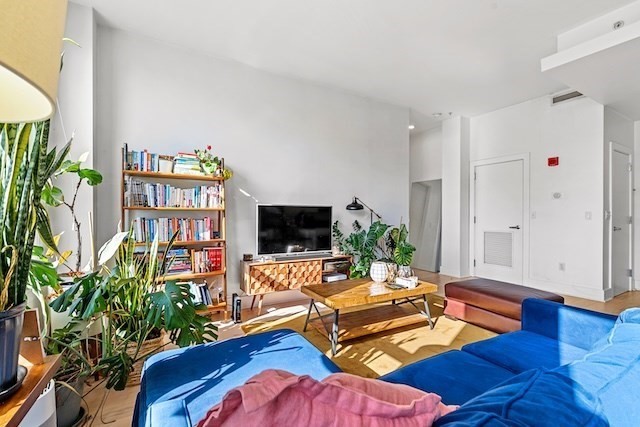 70 Lincoln Street # L616