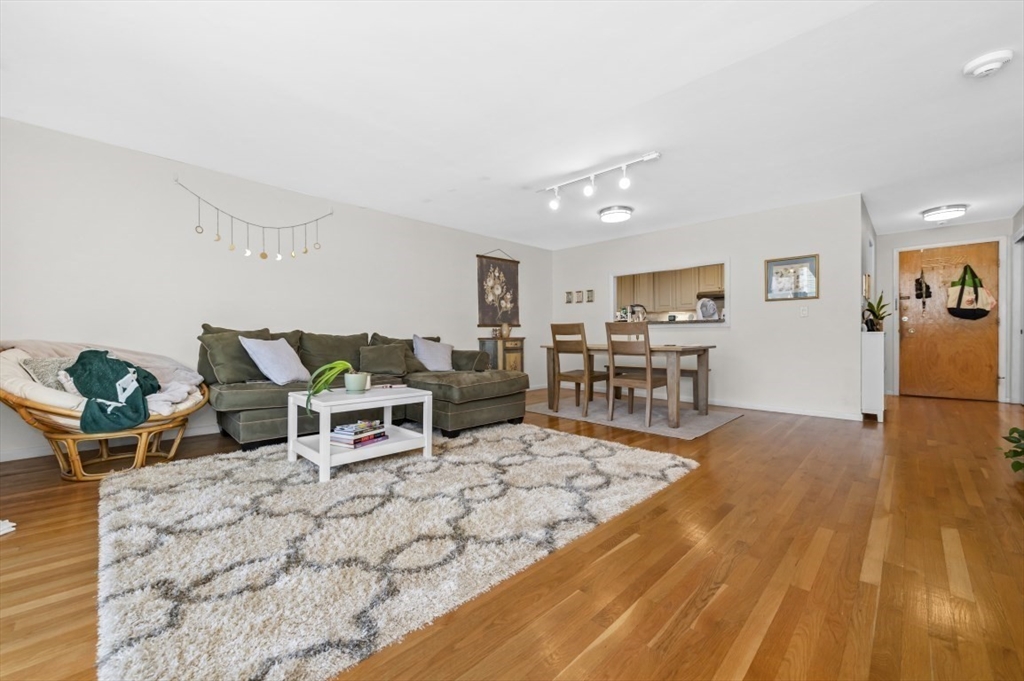 121 Tremont St. # 315