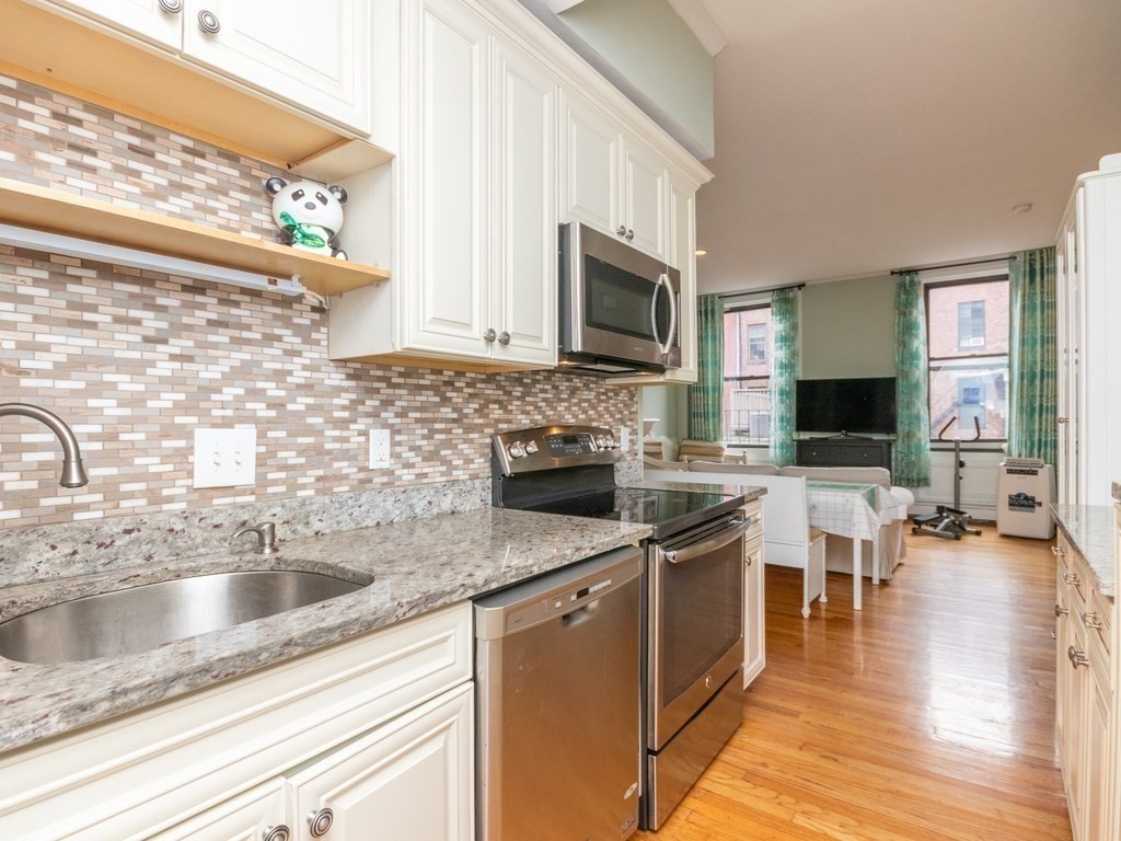 275 Beacon Street # 2B