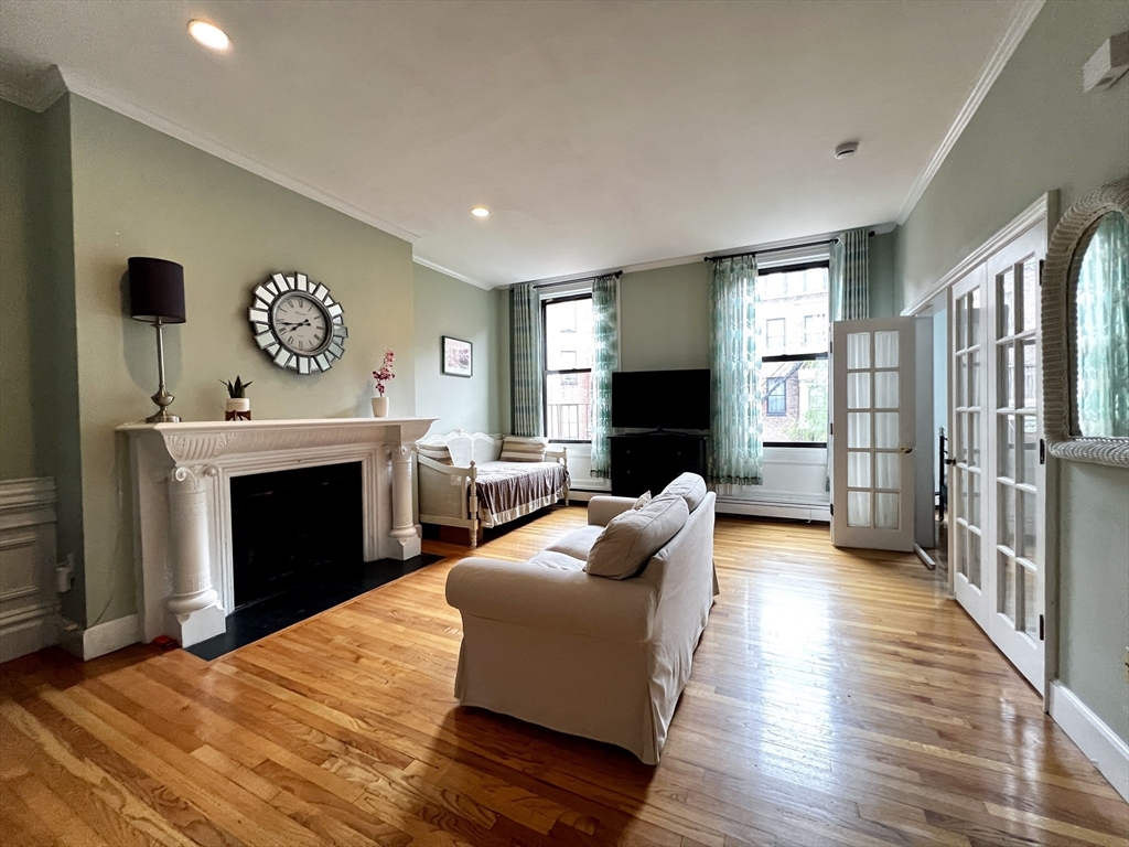 275 Beacon Street # 2B