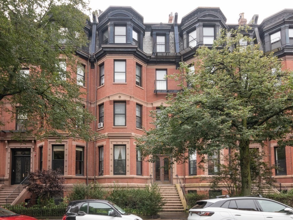 275 Beacon Street # 2B