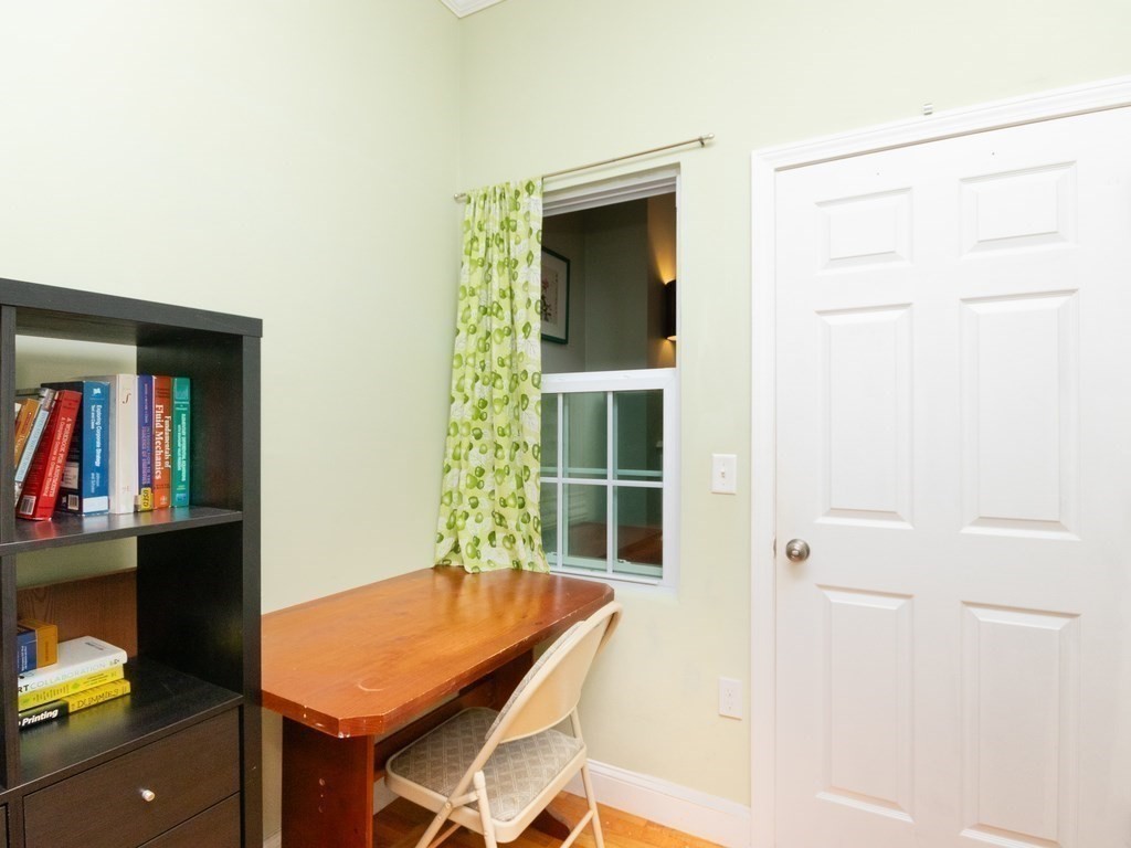 275 Beacon Street # 2B