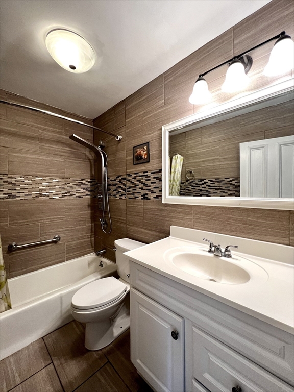 275 Beacon Street # 2B