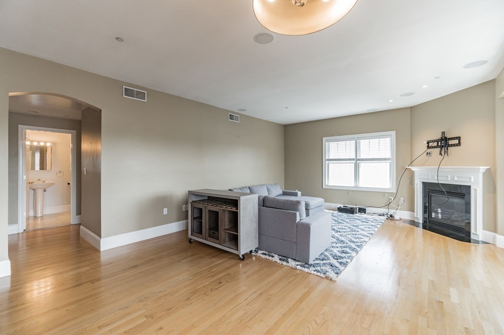 29 Vinton Street # 7