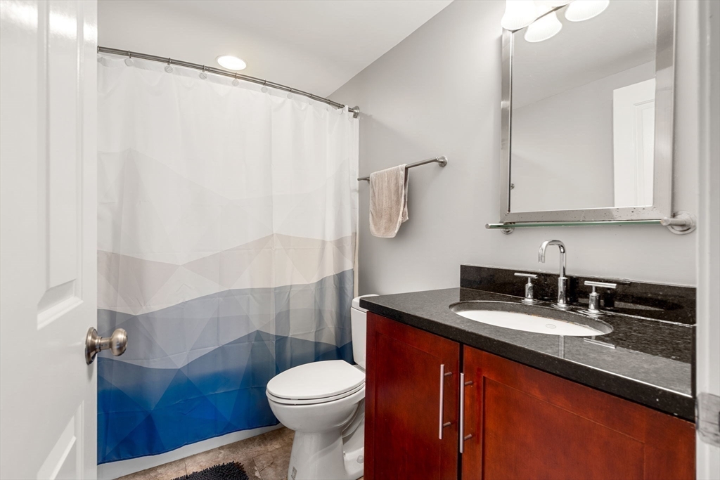 8-12 Museum Way # 1527