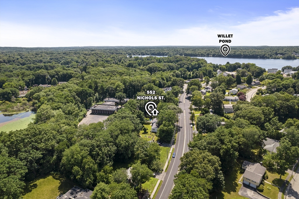 552 Nichols St.