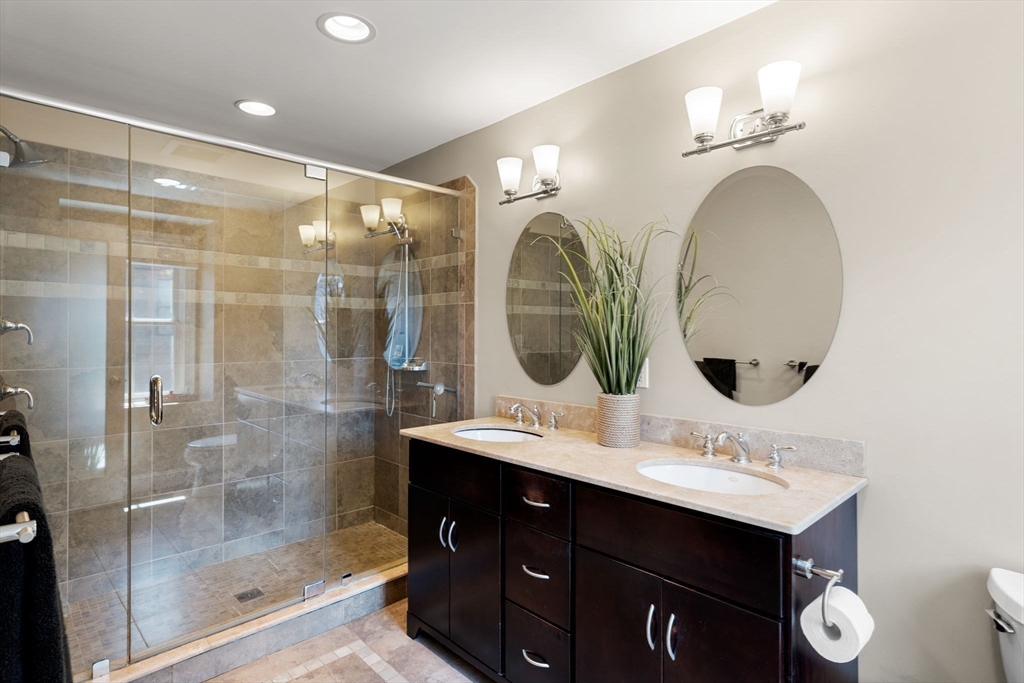 5 Lawnwood Place # 2