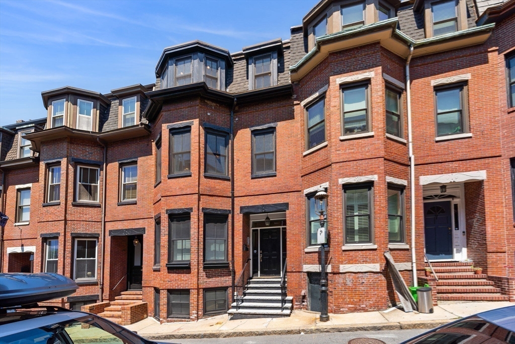 5 Lawnwood Place # 2