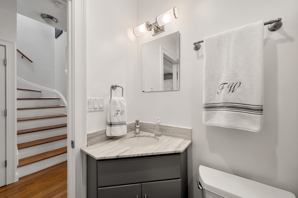 5 Lawnwood Place # 2