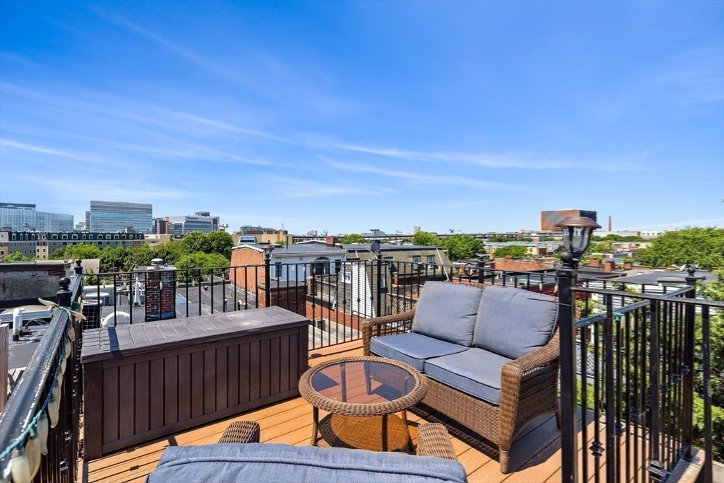 5 Lawnwood Place # 2