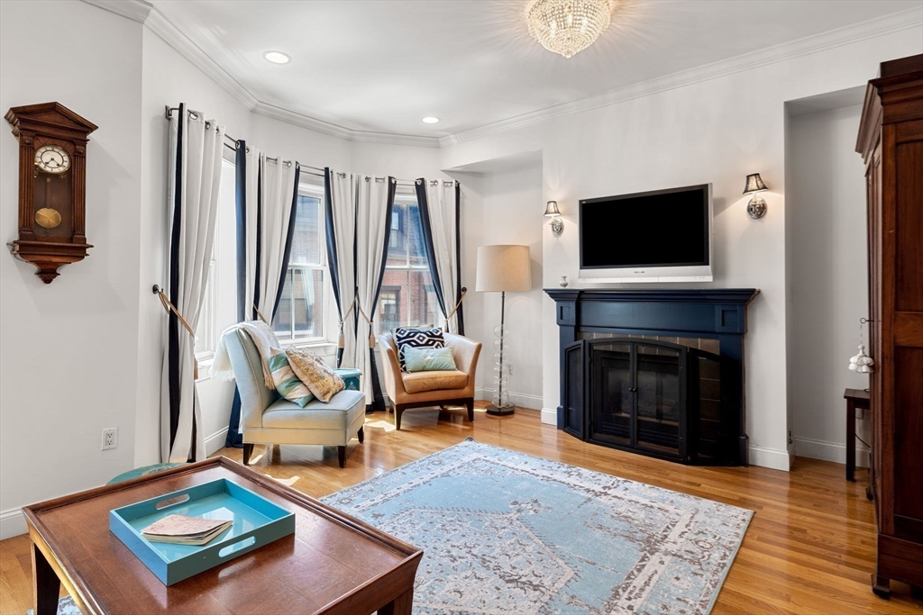 5 Lawnwood Place # 2