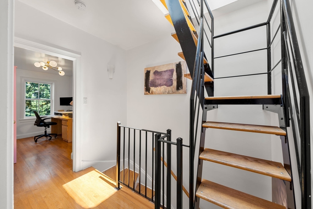 5 Lawnwood Place # 2