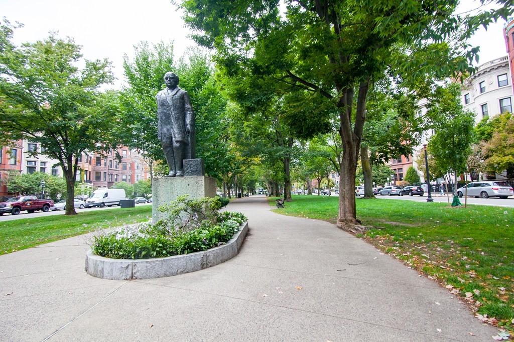 293-295 Commonwealth Ave. # 5B