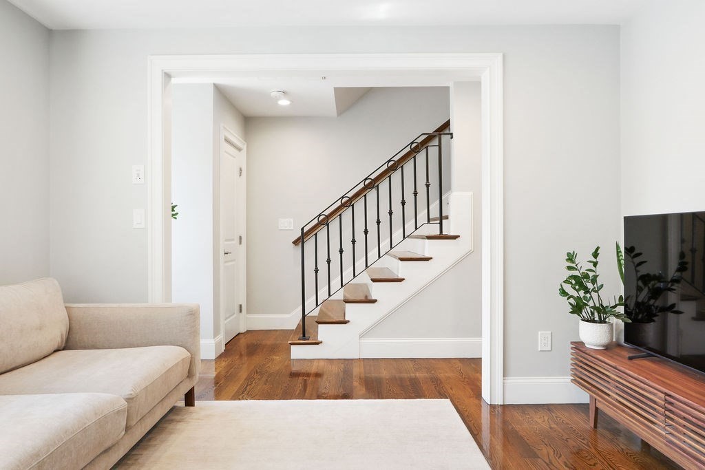 60 Cleverly Court # 2