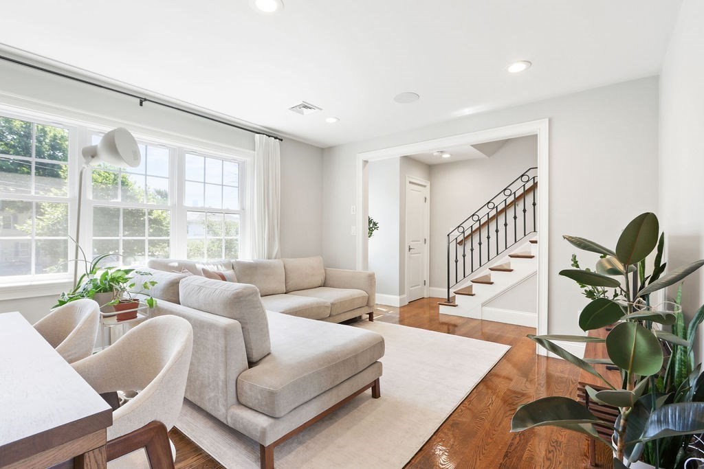 60 Cleverly Court # 2