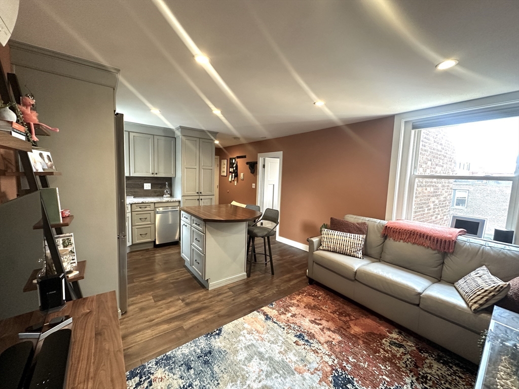 10 Henchman Street # 5R