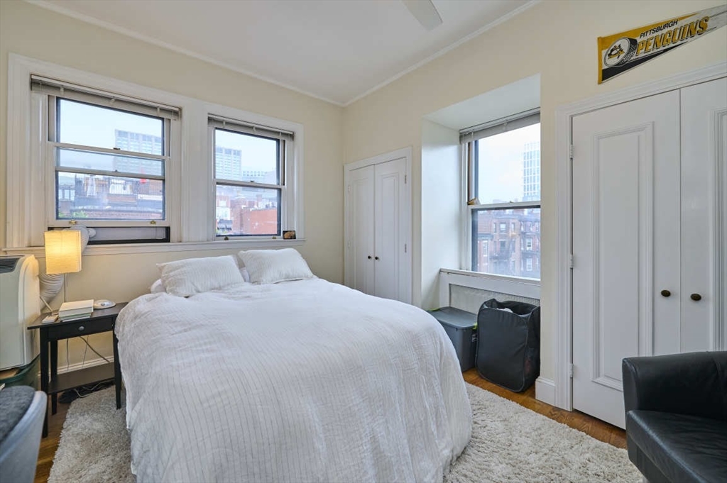 290 Commonwealth Ave # 15