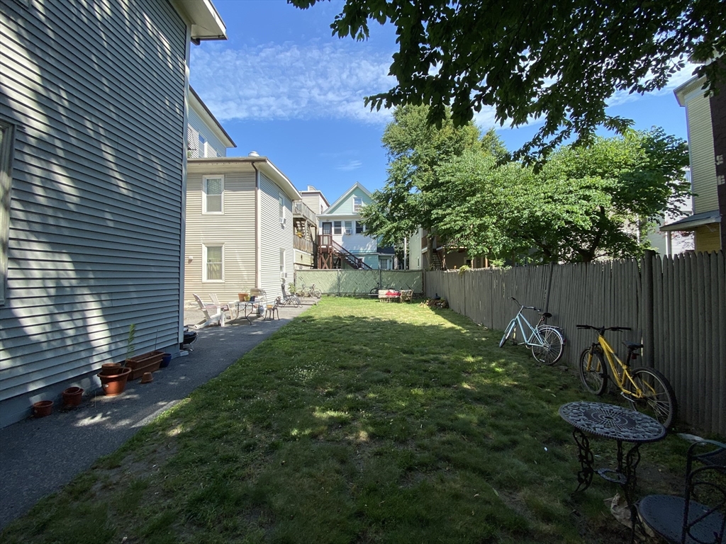 1210 Cambridge Unit: 4