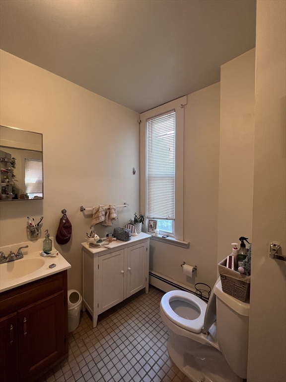 1210 Cambridge Unit: 4