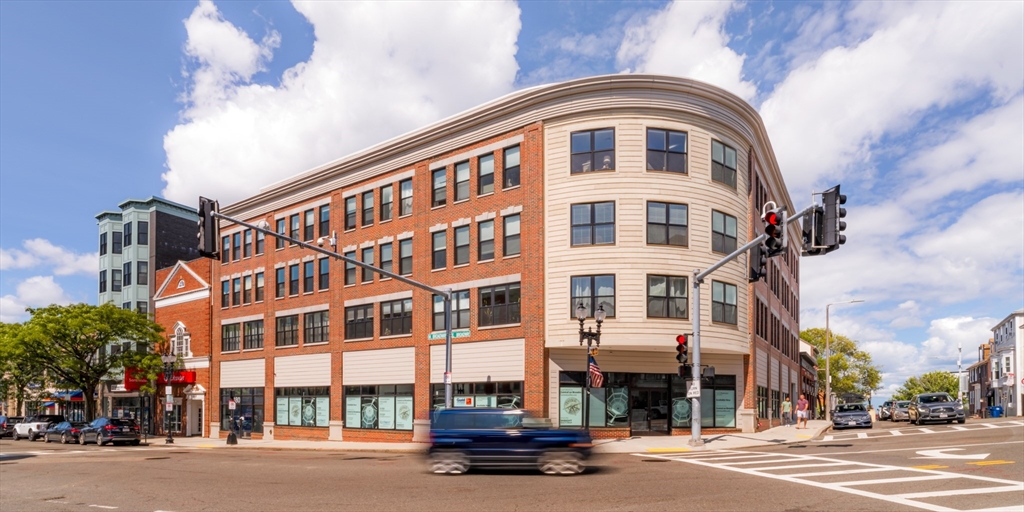 480 West Broadway # 304