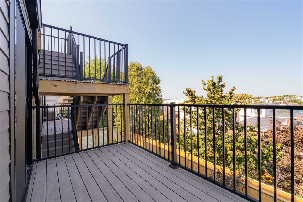 272 East Eagle St # 2