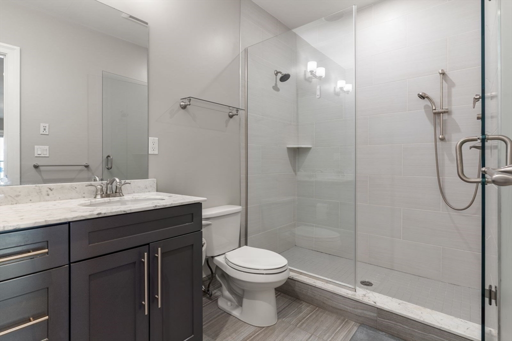 637 East 1st St # 103