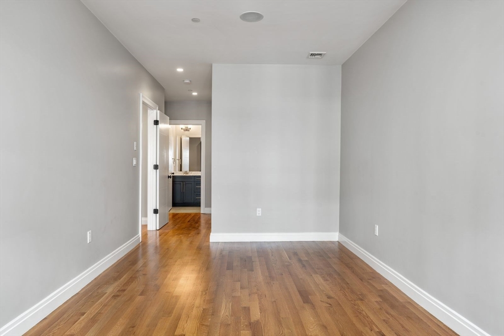 637 East 1st St # 103