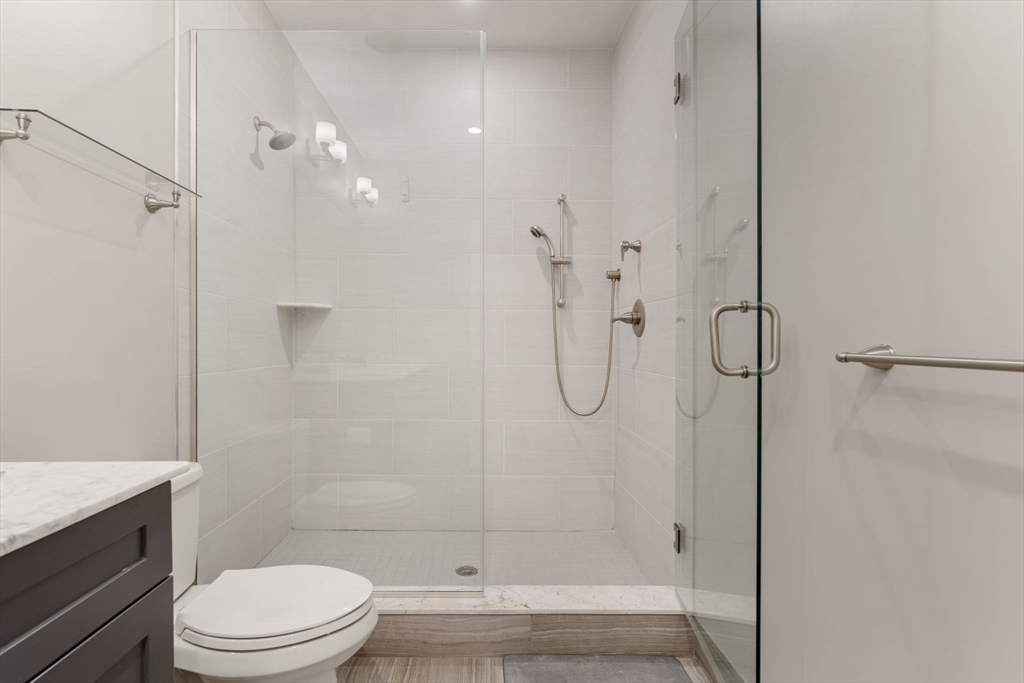 637 East 1st St # 103