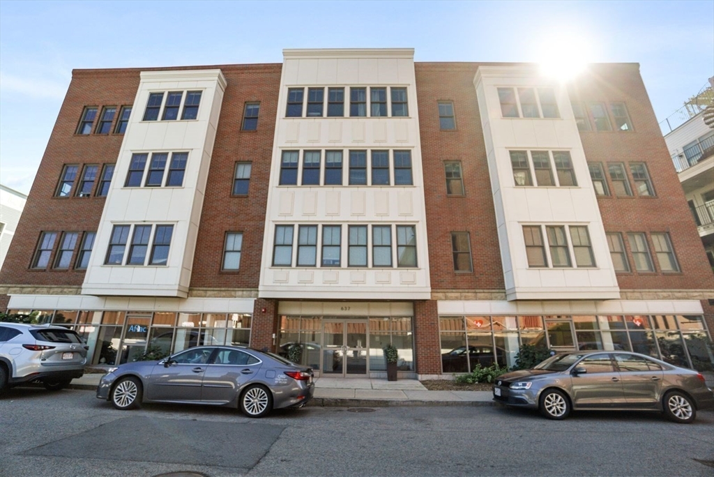 637 East 1st St # 103