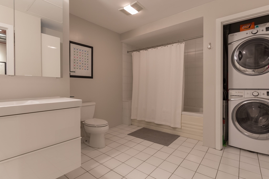 717 Atlantic Avenue # 3C