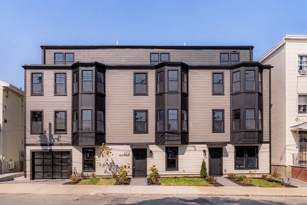 272 East Eagle St # 4