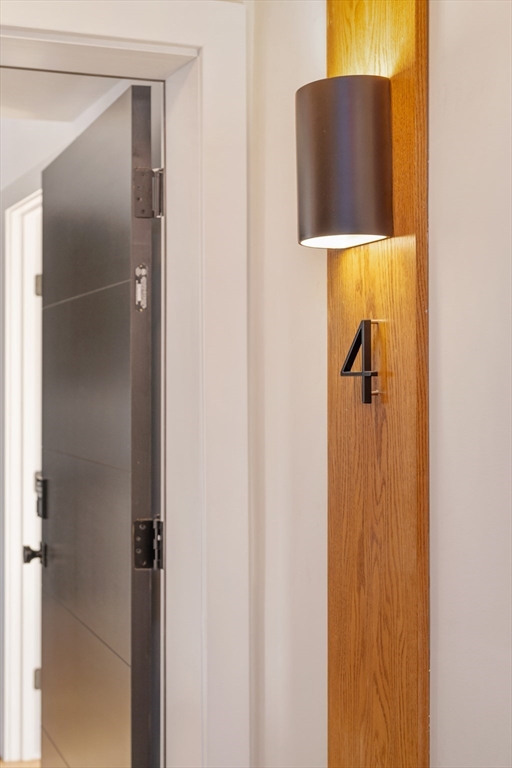 272 East Eagle St # 4