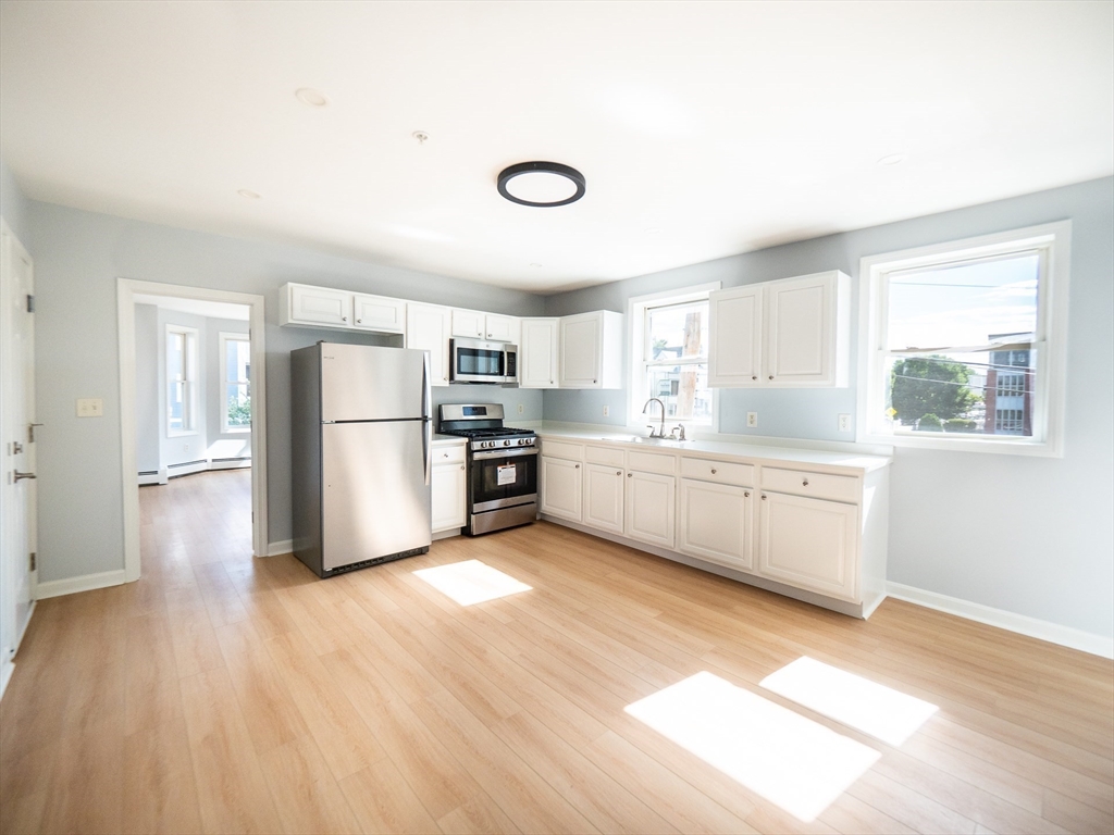 502 Somerville Avenue Unit: 3