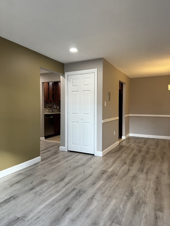 5 Colonial Drive Bldg B5 # 8