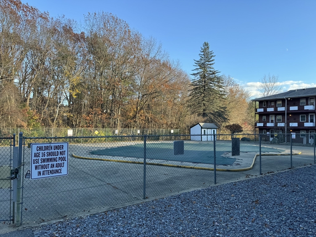 5 Colonial Drive Bldg B5 # 8