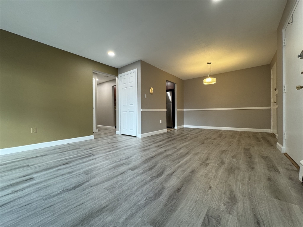 5 Colonial Drive Bldg B5 # 8