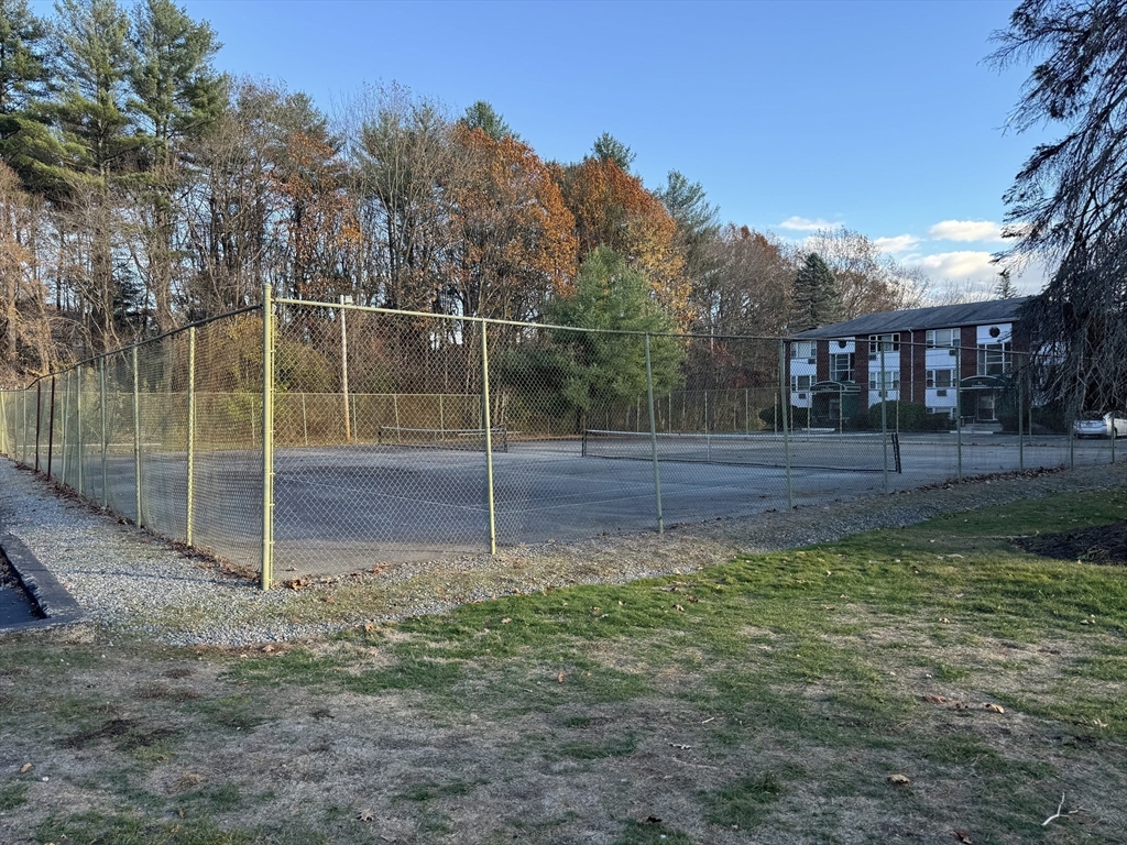 5 Colonial Drive Bldg B5 # 8